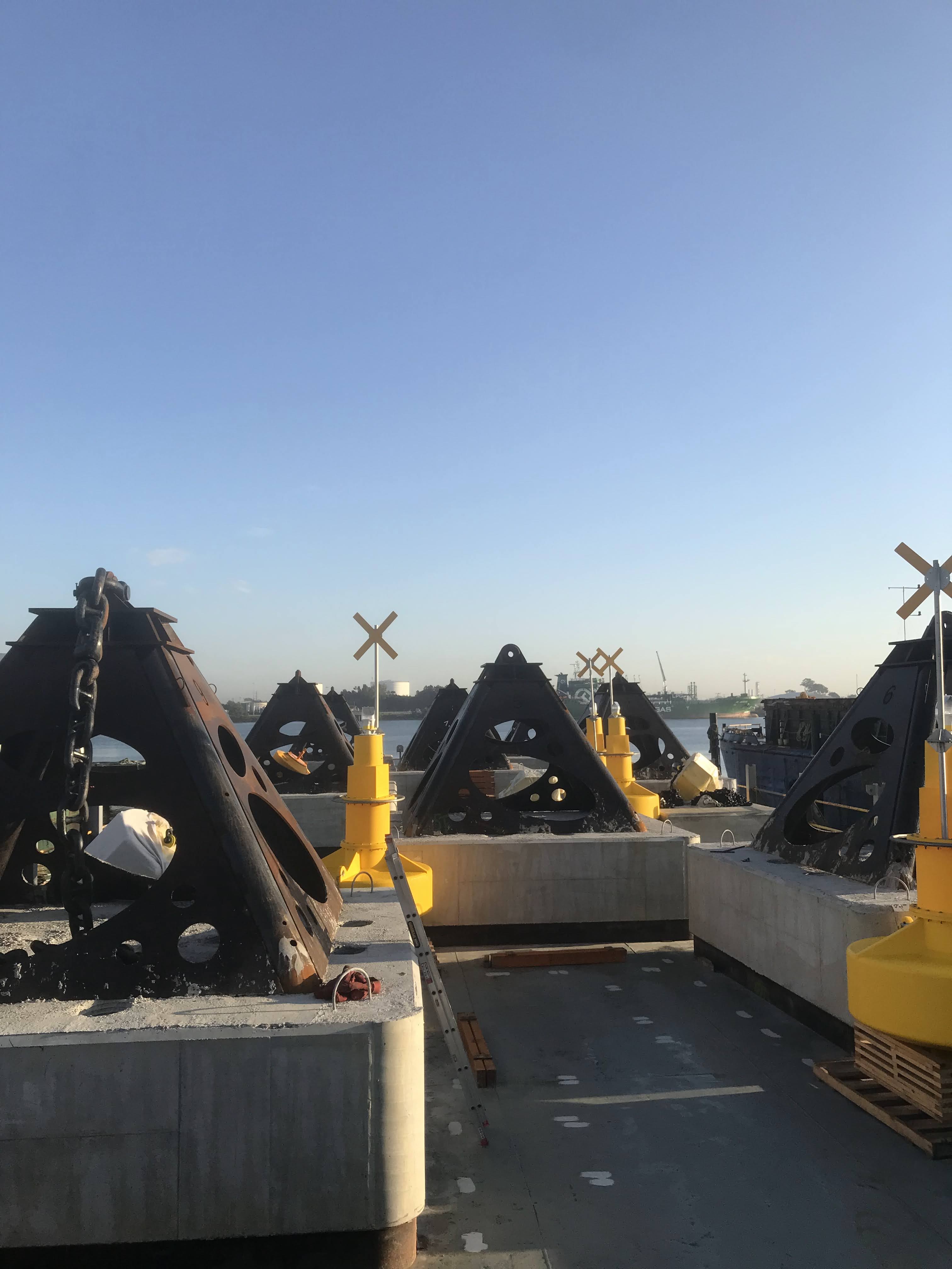 Artificial reefs & marine construction / 05