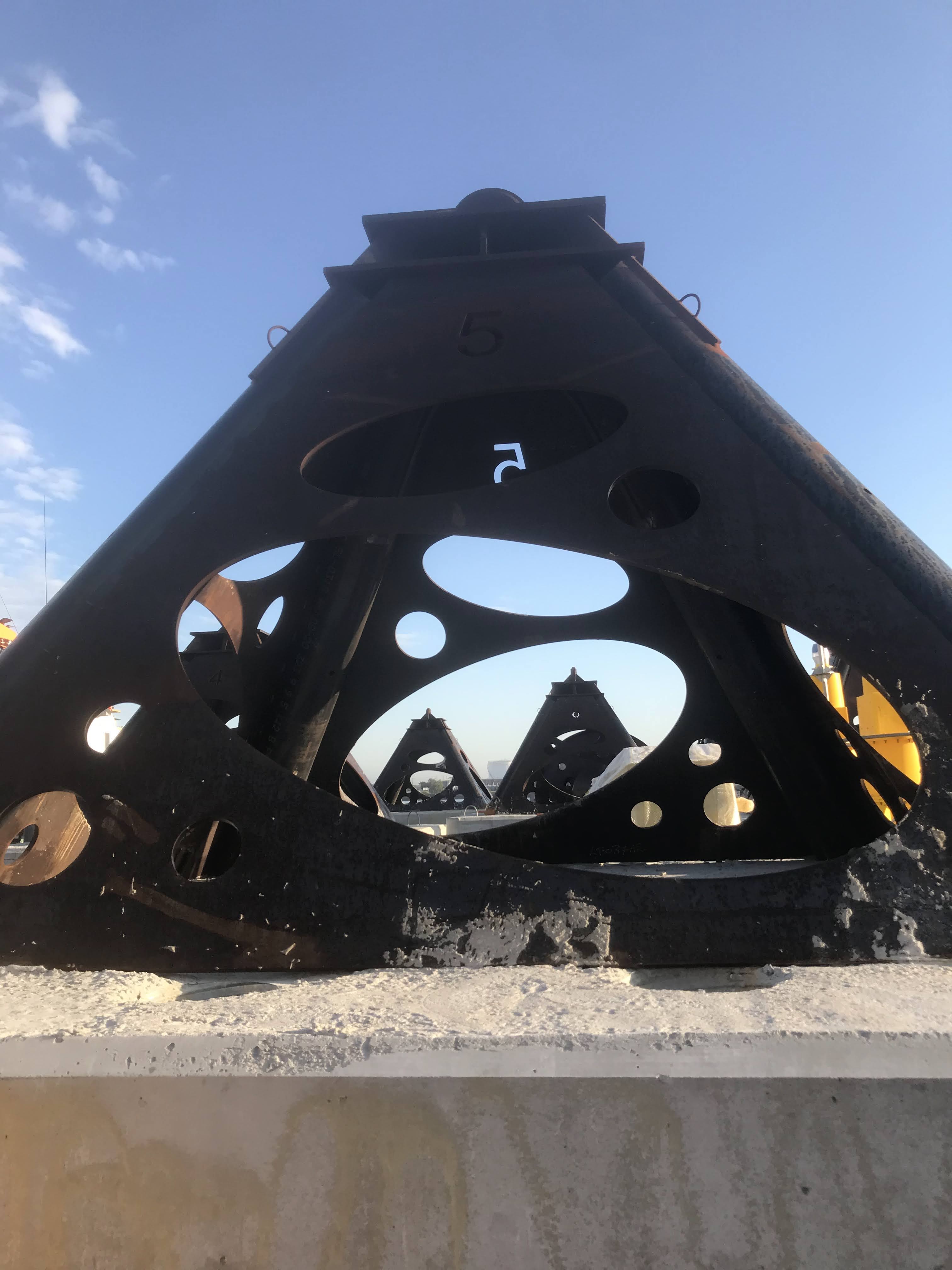Artificial reefs & marine construction / 13
